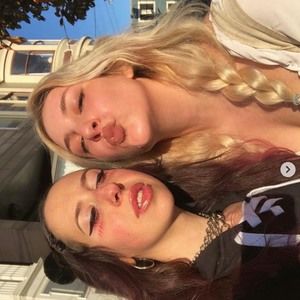 Meet your Posher, Laycie